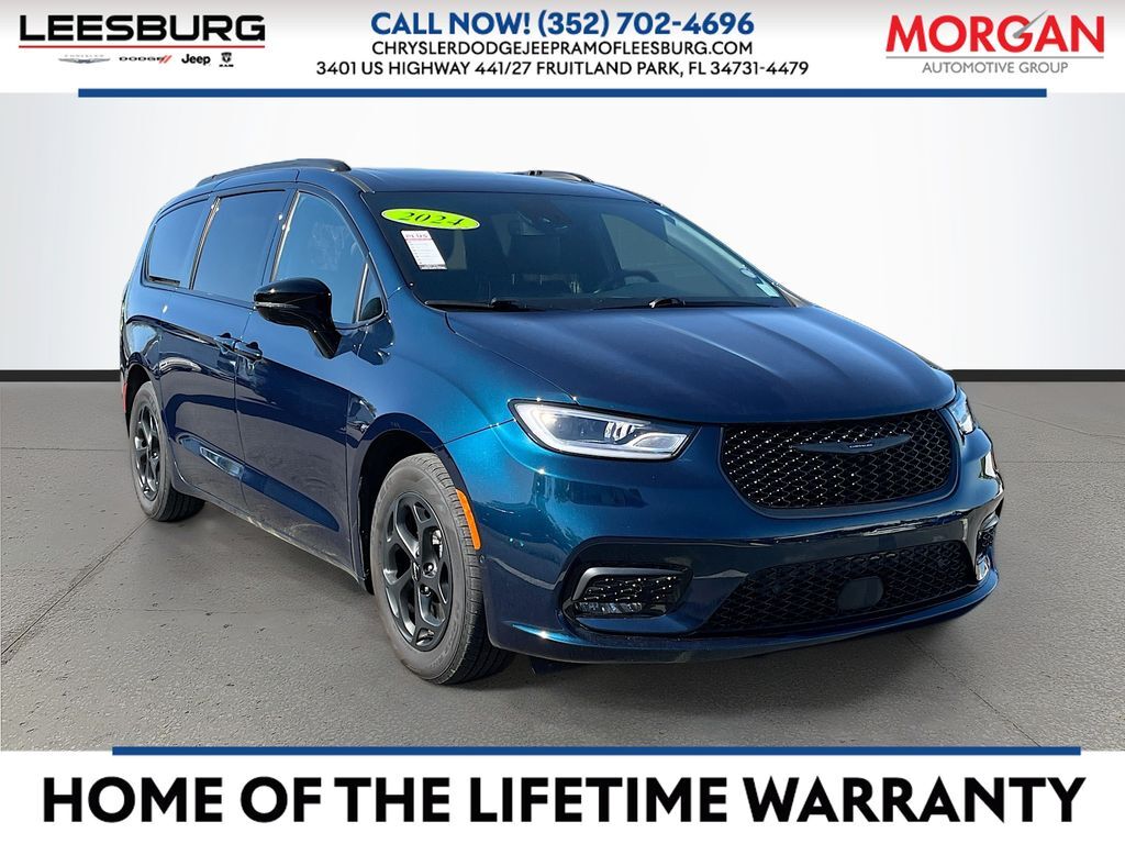 2024 CHRYSLER Pacifica