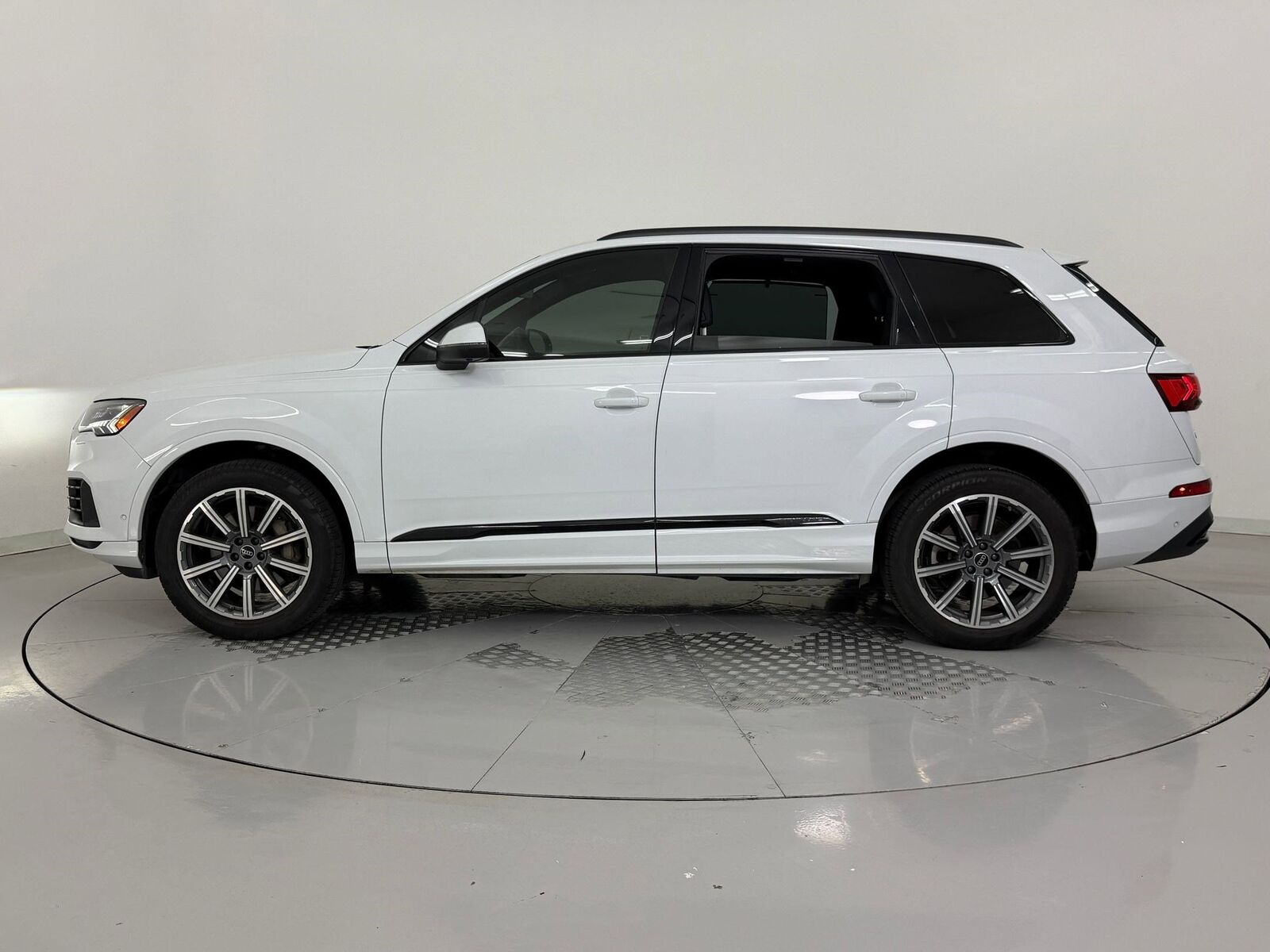 2023 Audi Q7