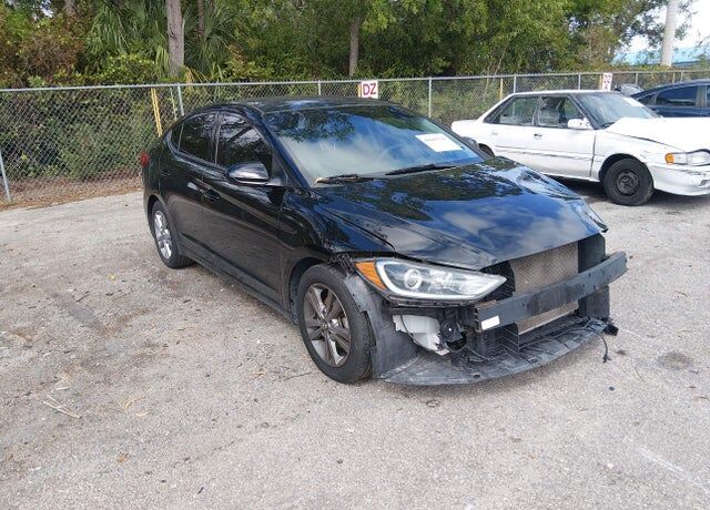 2017 HYUNDAI Elantra