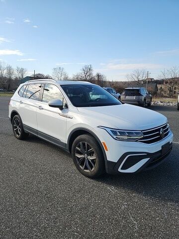 2022 VOLKSWAGEN Tiguan