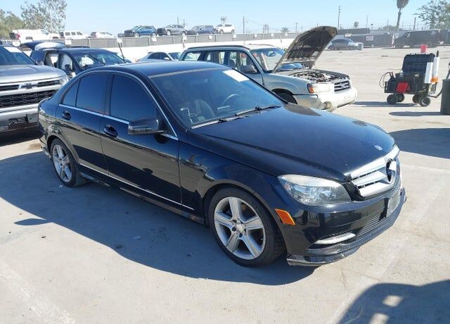 2011 MERCEDES-BENZ C-Class