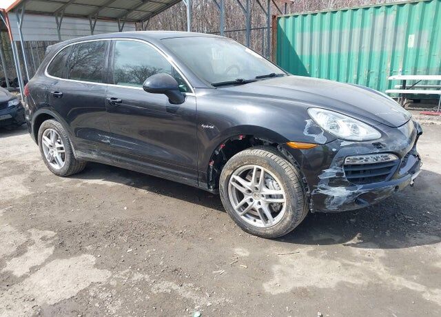 2013 PORSCHE Cayenne