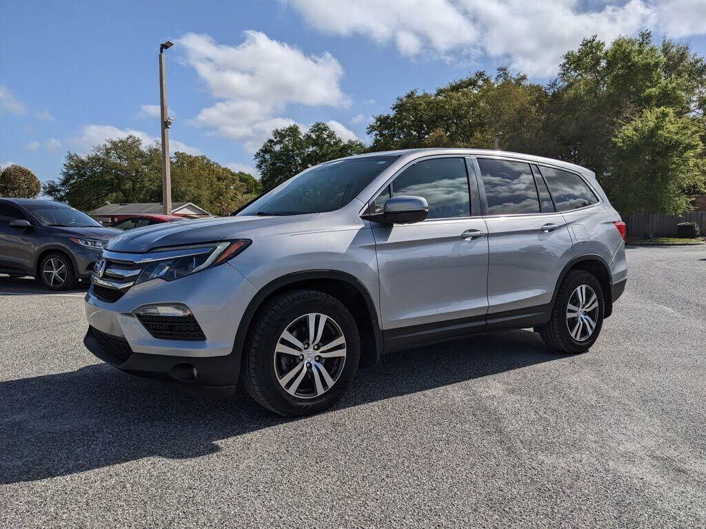 2017 HONDA Pilot