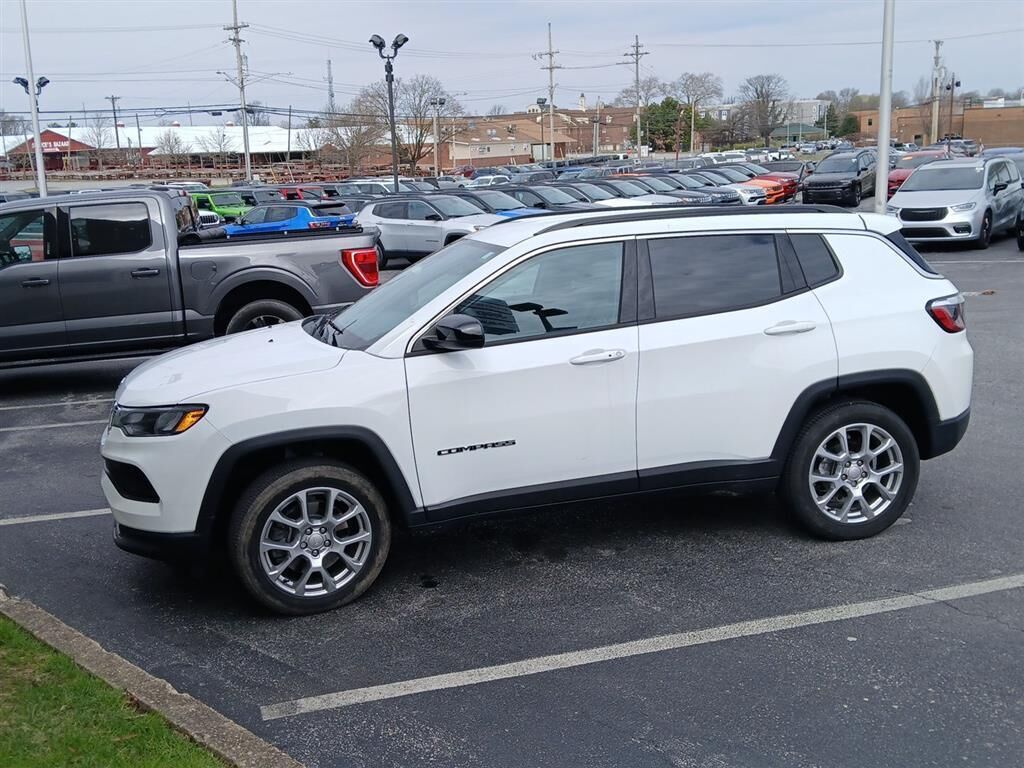 2023 JEEP Compass