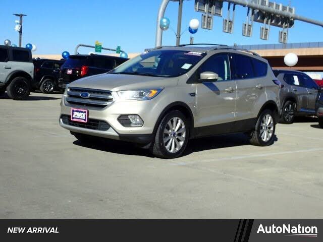 2017 FORD Escape