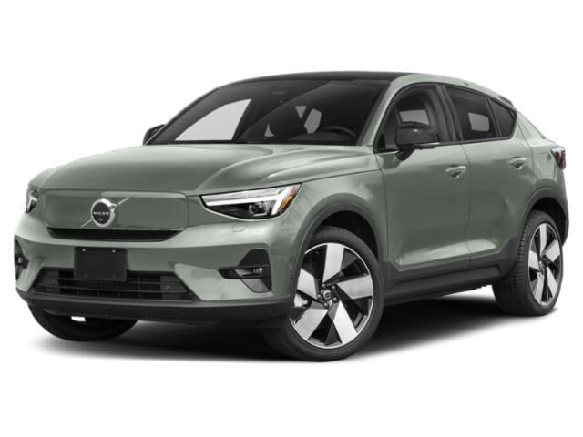 2023 VOLVO C40