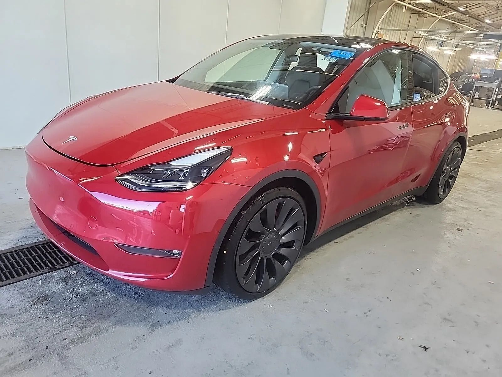 2022 TESLA Model Y