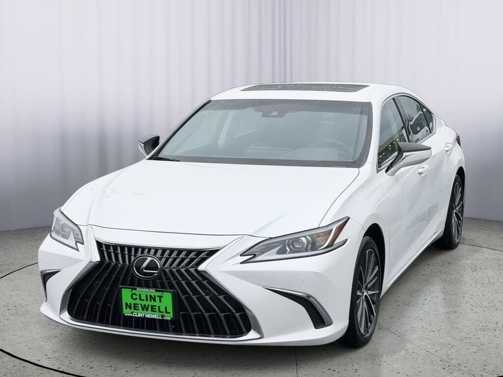2025 LEXUS ES