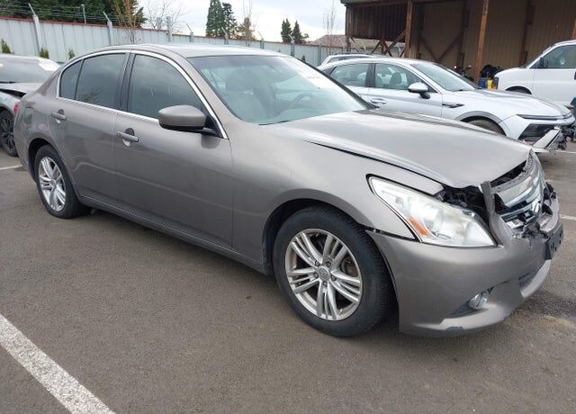 2012 INFINITI G37