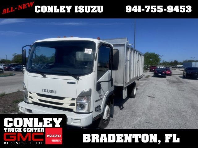 2023 ISUZU NPR-HD