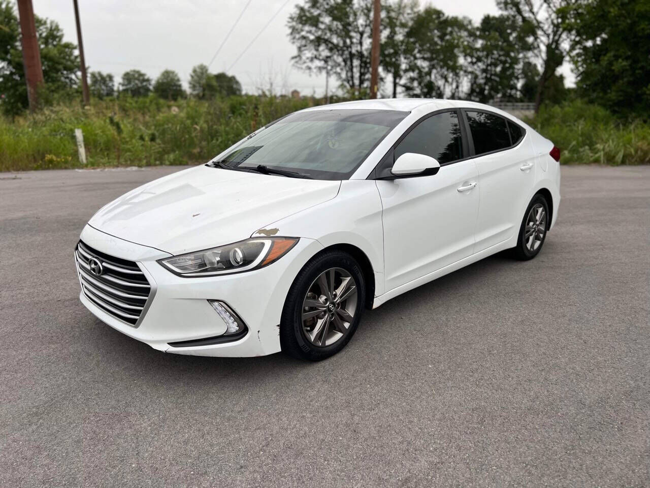2017 HYUNDAI Elantra