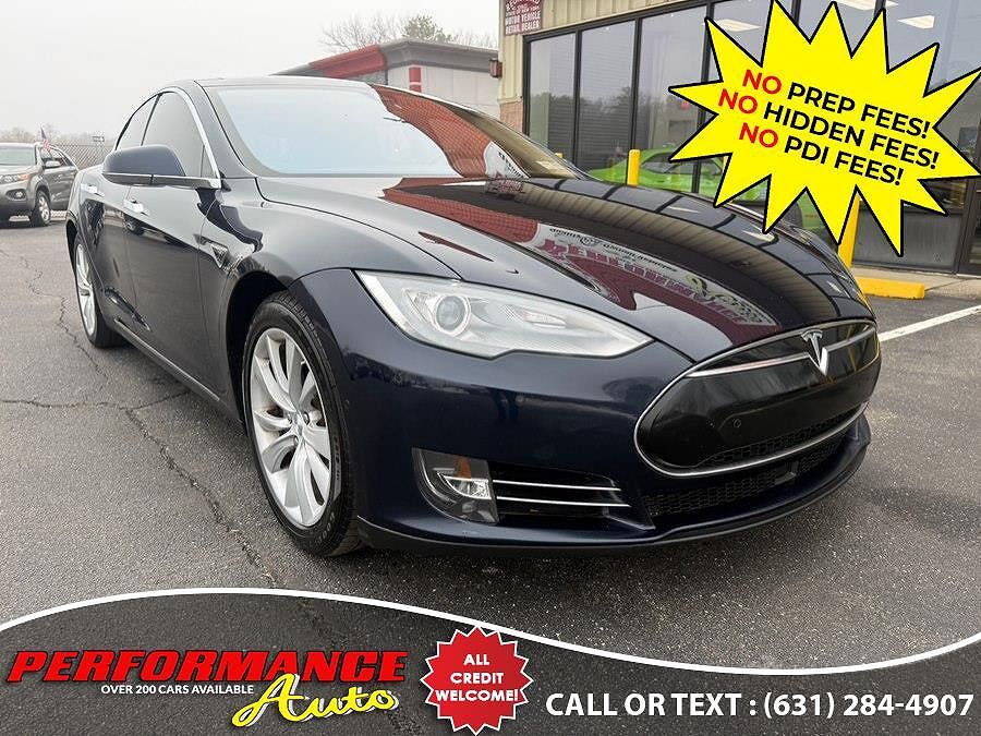 2015 TESLA Model S