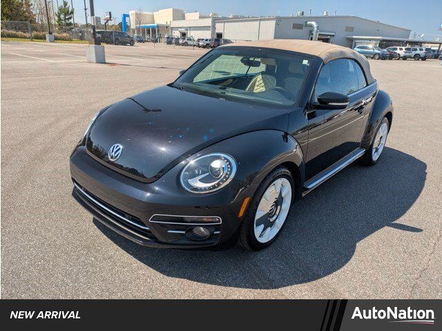 2019 VOLKSWAGEN Beetle