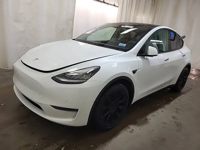 2021 TESLA Model Y