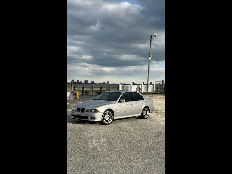 2002 BMW 5 Series