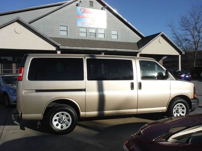 2011 CHEVROLET Express