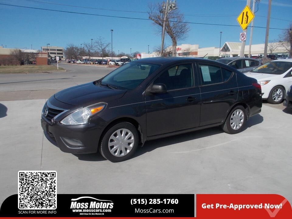 2015 NISSAN Versa