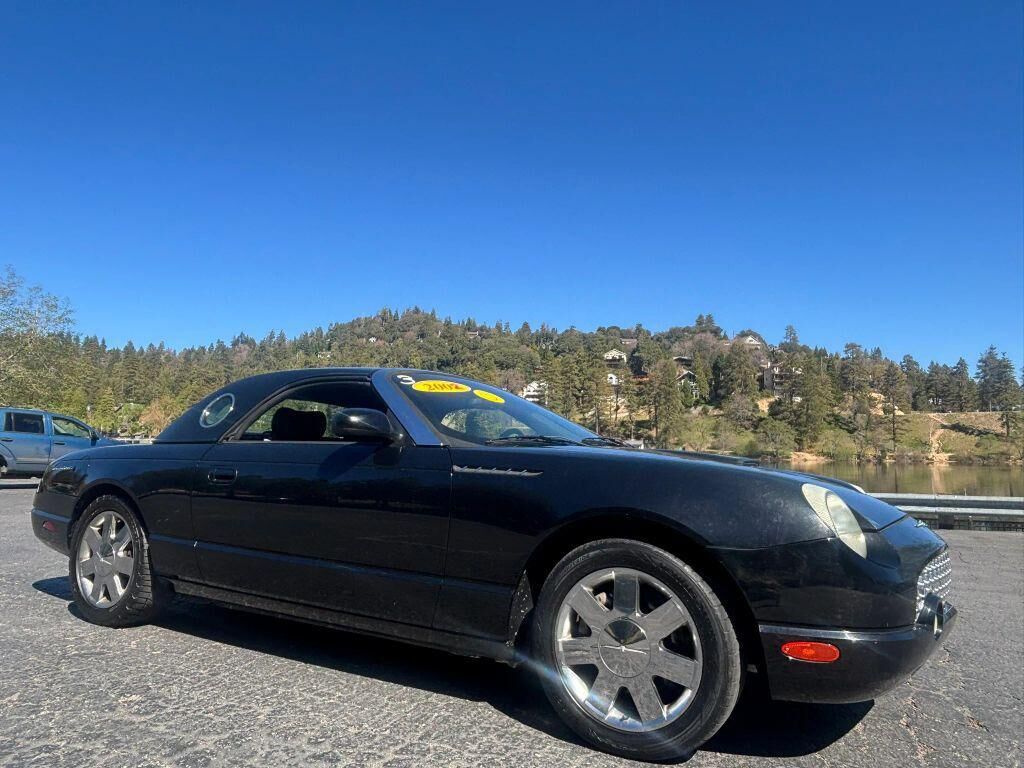 2002 FORD Thunderbird