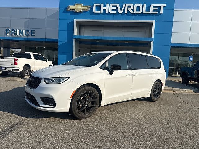 2024 CHRYSLER Pacifica