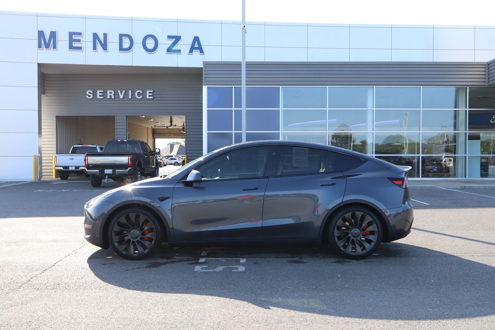 2023 TESLA Model Y