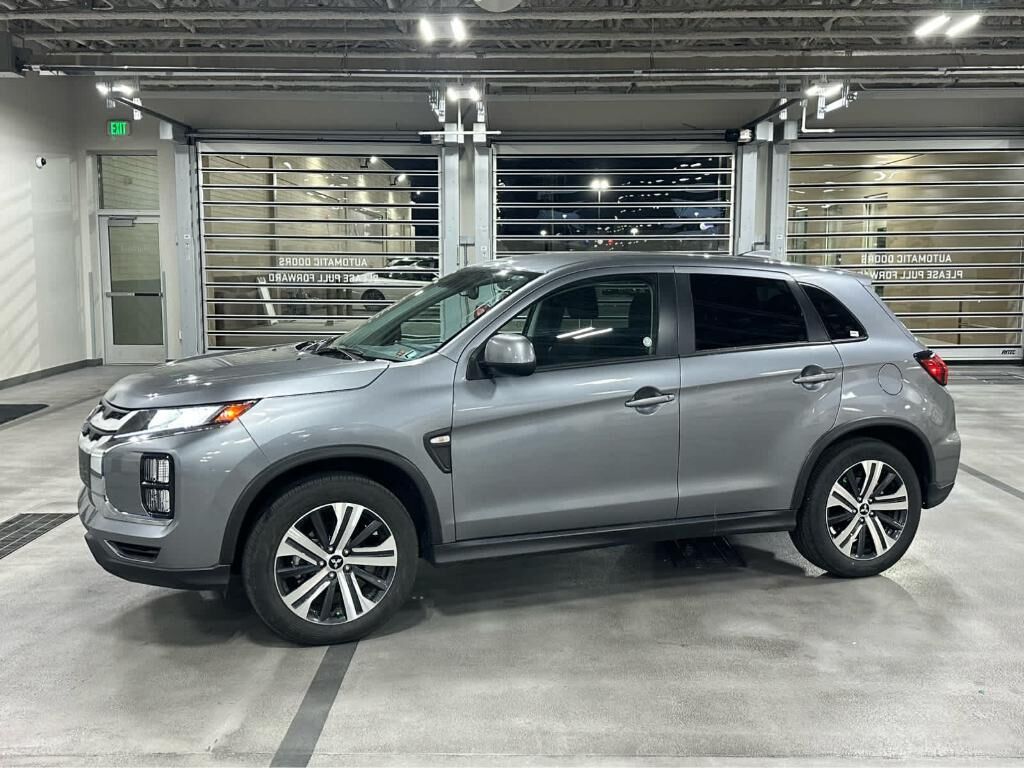 2025 MITSUBISHI Outlander Sport
