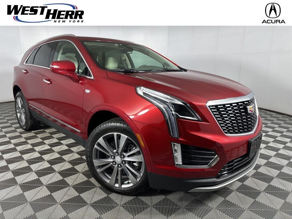 2025 CADILLAC XT5