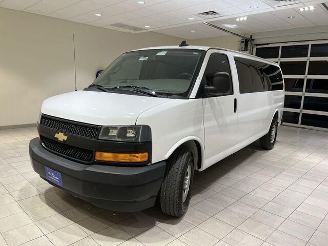 2023 CHEVROLET Express