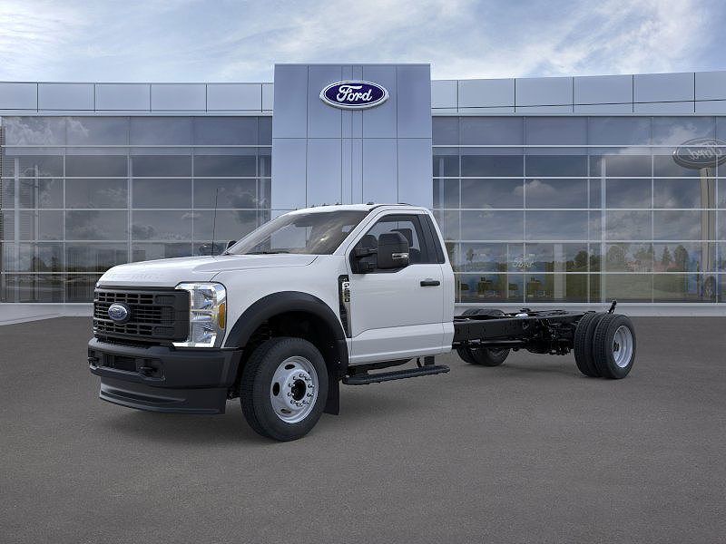 2025 FORD F-550