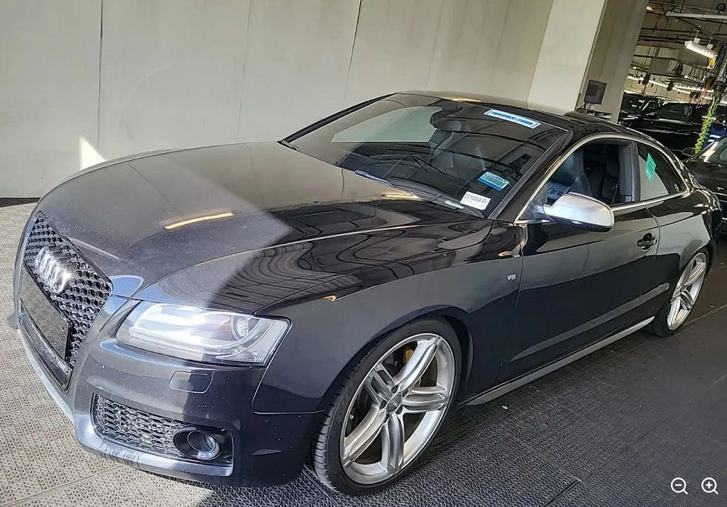 2010 AUDI S5
