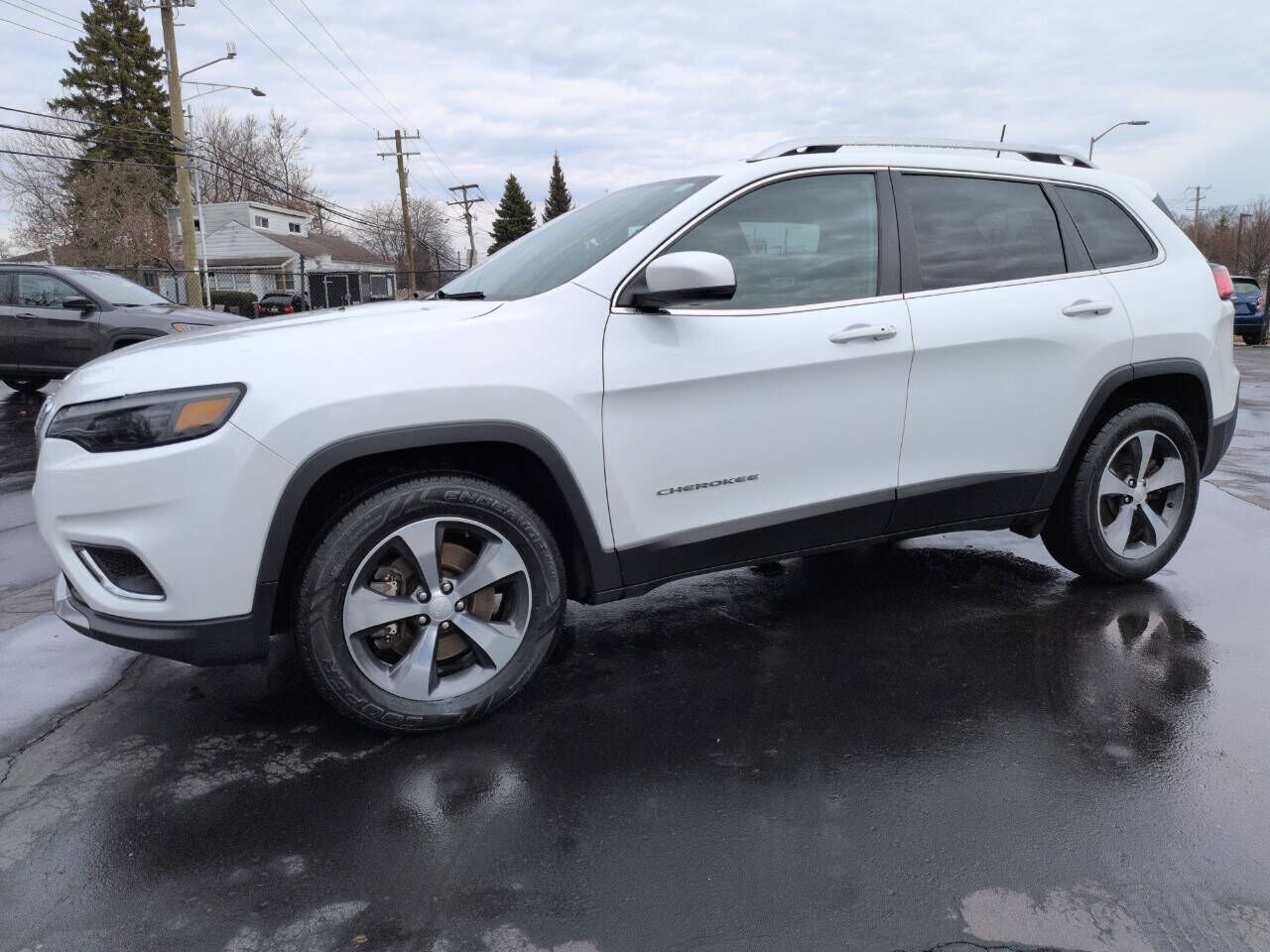 2019 JEEP Cherokee