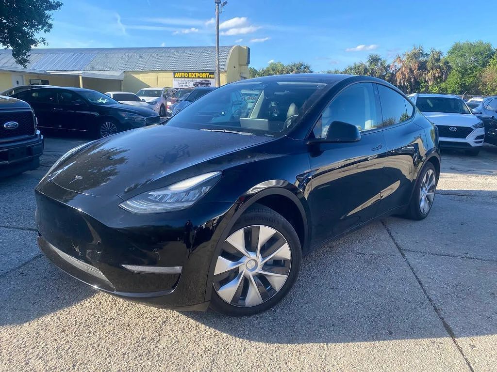 2021 TESLA Model Y