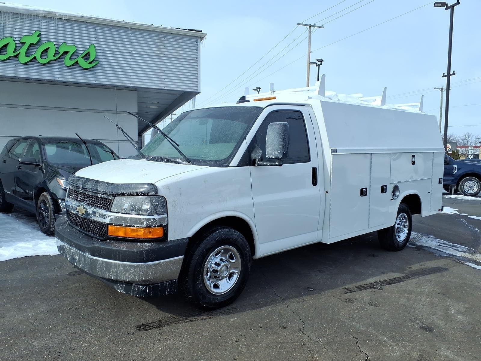 2017 CHEVROLET Express