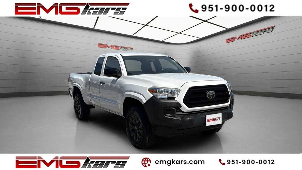 2020 TOYOTA Tacoma