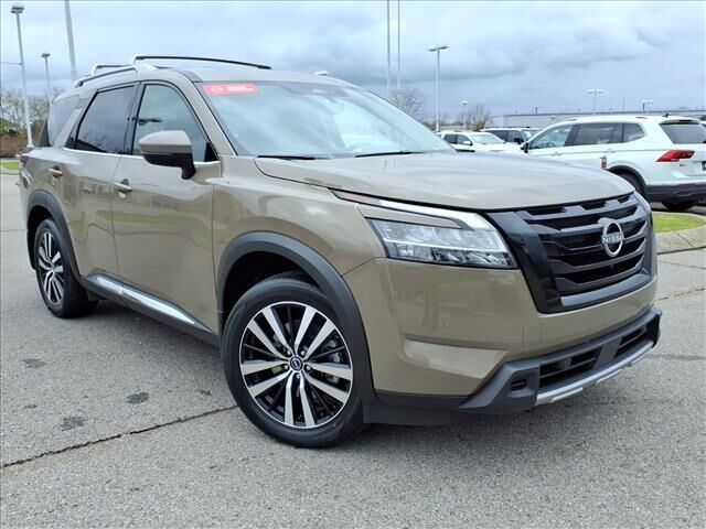 2024 NISSAN Pathfinder