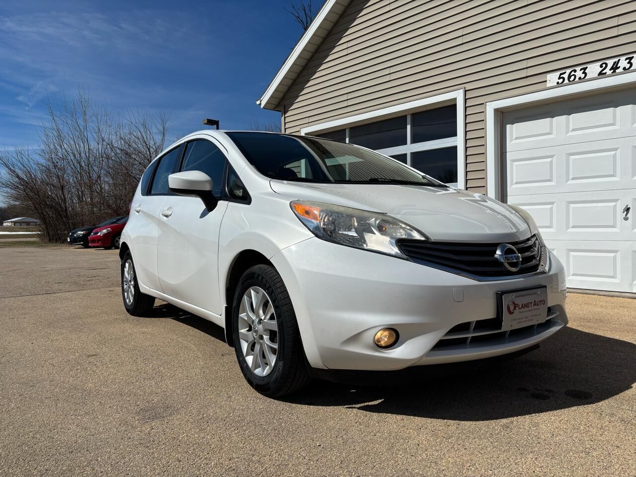 2015 NISSAN Versa