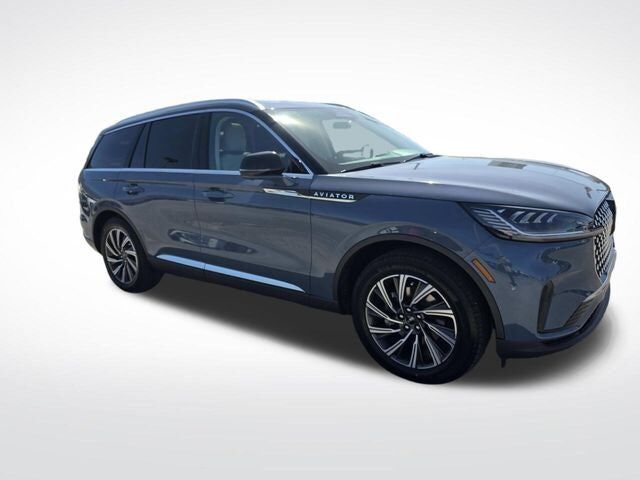 2026 LINCOLN Aviator