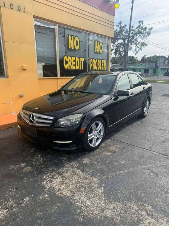 2011 MERCEDES-BENZ C-Class