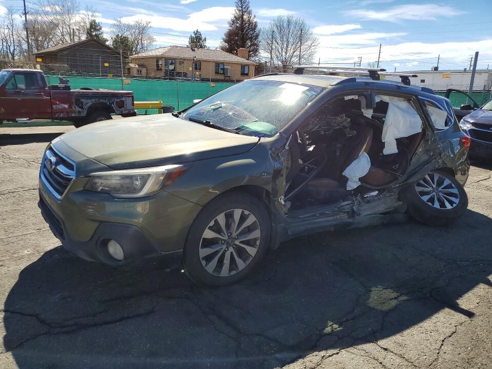 2018 SUBARU Outback