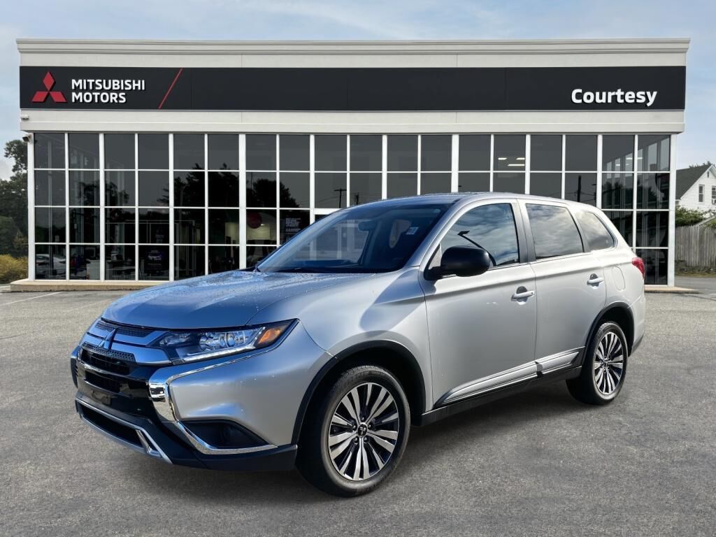 2020 MITSUBISHI Outlander