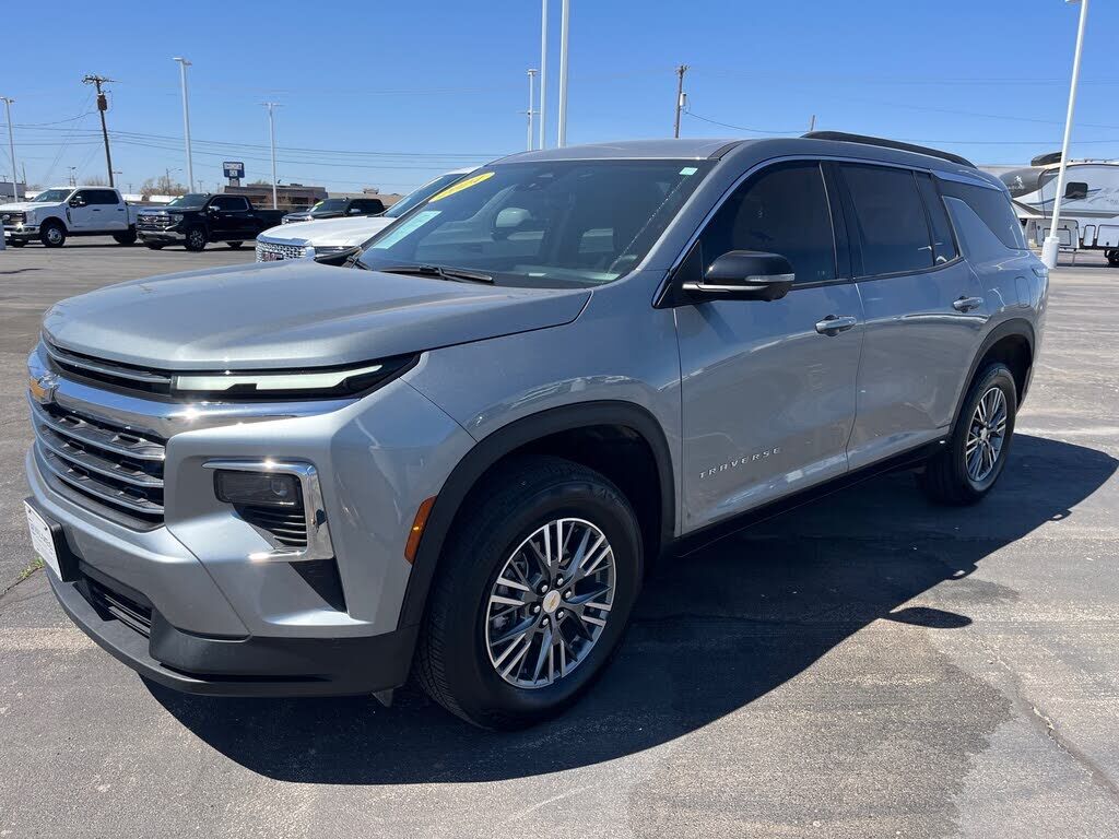 2024 CHEVROLET Traverse