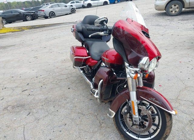 2018 HARLEY DAVIDSON FLHTKL / ULTRA LIMITED LOW