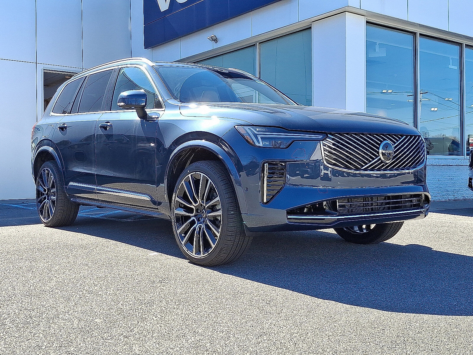2026 VOLVO XC90