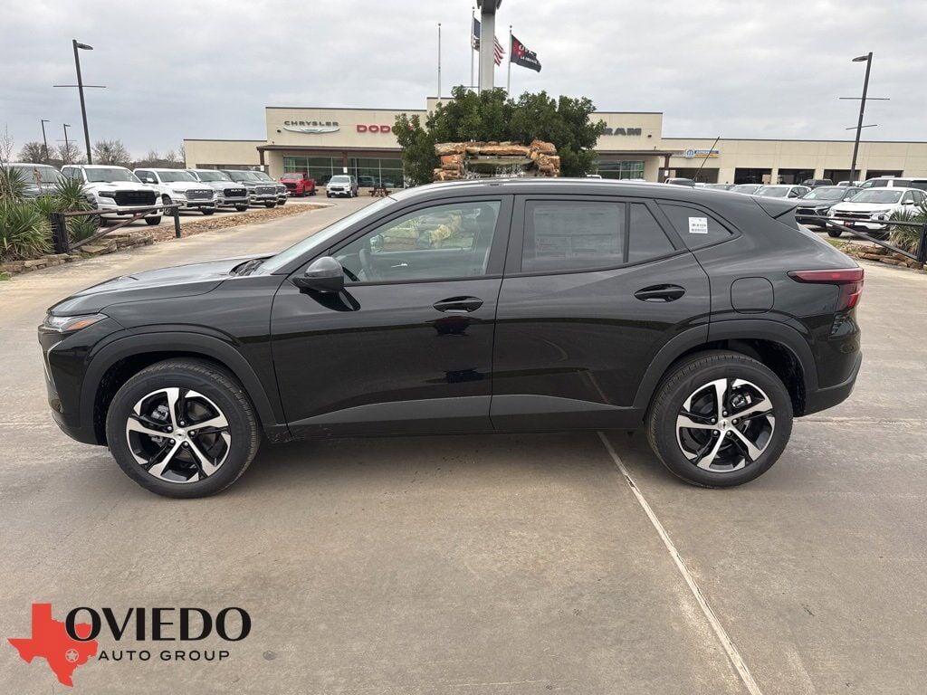 2026 CHEVROLET Trax