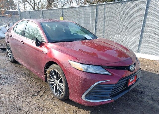 2021 TOYOTA Camry