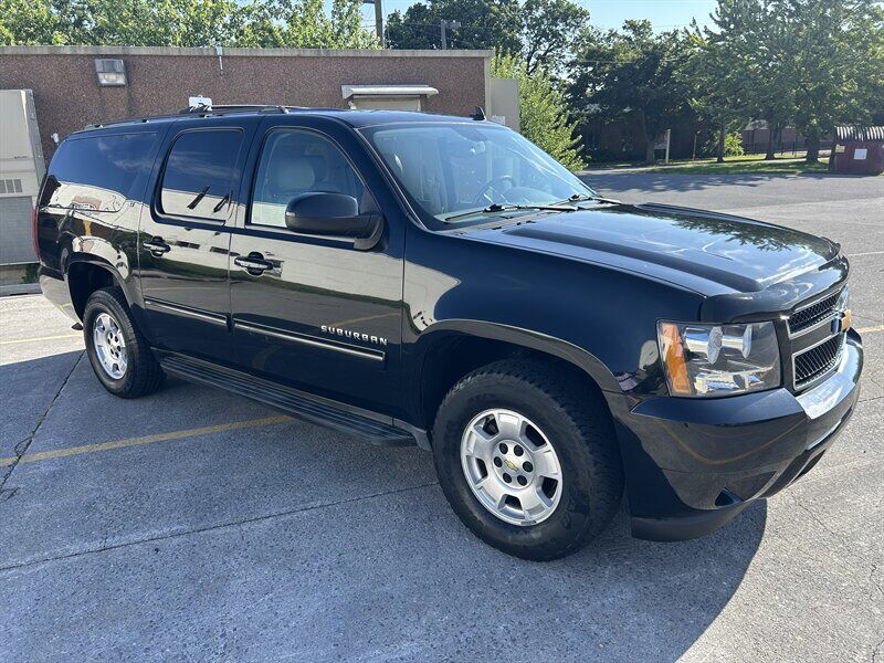 2012 CHEVROLET Suburban