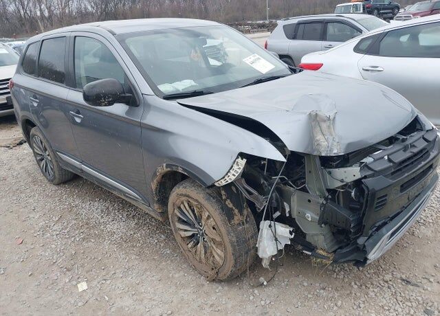 2020 MITSUBISHI Outlander