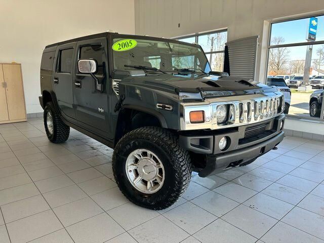 2005 HUMMER H2