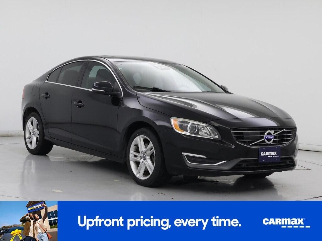 2015 VOLVO S60