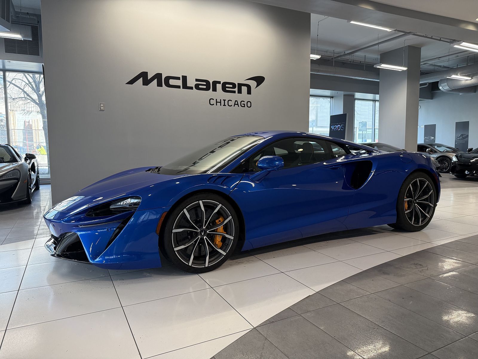 2024 MCLAREN ARTURA