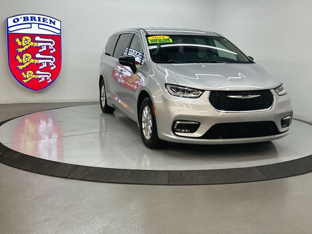 2024 CHRYSLER Pacifica